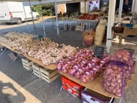 vente locaux professionnels à valaurie (26230)  89 000 €