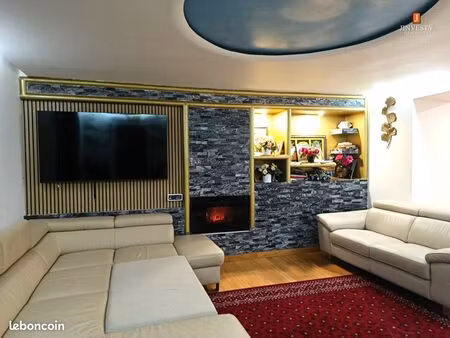 propriété 6 pièces 140 m²