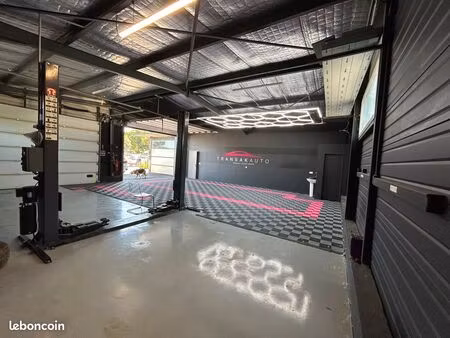 local ideal garage elne emplacement premium