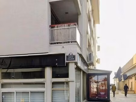 local commercial 70m2