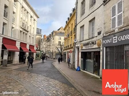 local commercial 60 m²