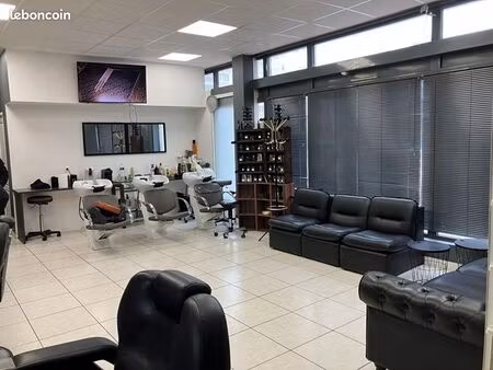 local commercial 85 m²