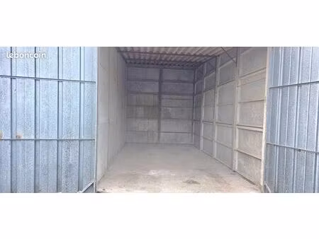 garage fermé individuel