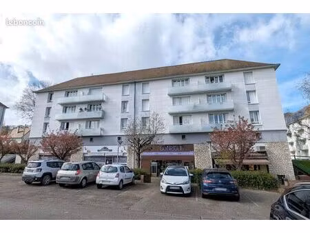 local habitat 68 m²