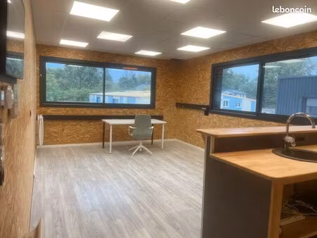 local d’activité avec bureaux (34 m²) et stockage (36 m²) – alby-sur-chéran – bureau seul 