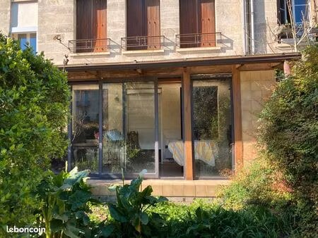 a. vendre grande maison pierre à rénover