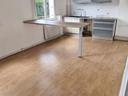 immeuble 6 pièces 360 m²