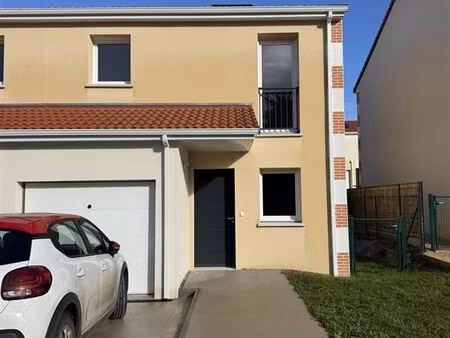 maison 4 pièces 80 m²