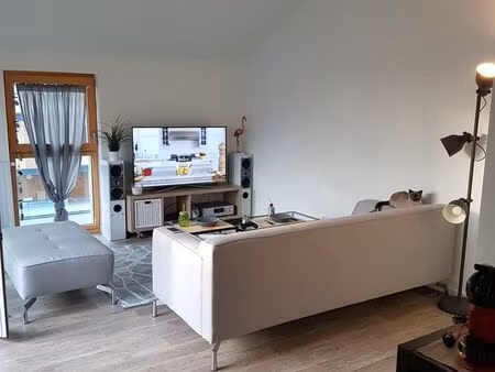 appartement t3  68m2 au 3ème et dernier étage terrasse de 7 m2 et place de parking en sous