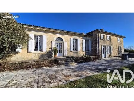 propriété 10 pièces 379 m²
