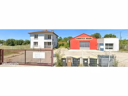 local d'activité 587 m²