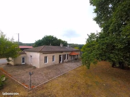 propriété 9 pièces 220 m²