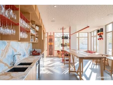 bureaux ou commerce / en 1ère ligne / visibilité