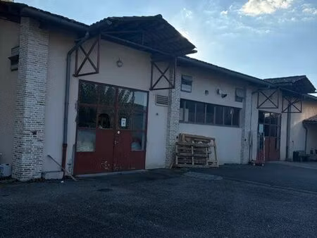 bâtiment industriel