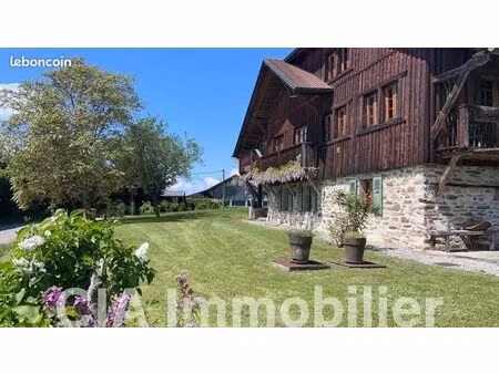 ferme 7 pièces 215 m²