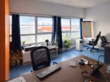 bureau à louer à villenave d'ornon