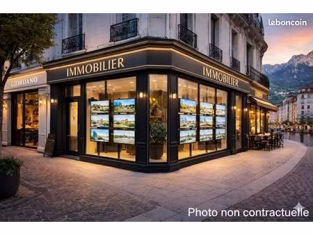 boutique 80 m² annecy