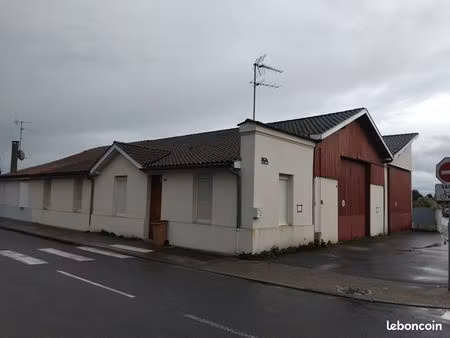 hangar local atelier entrepot garage stockage