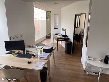 local commercial 71 m²