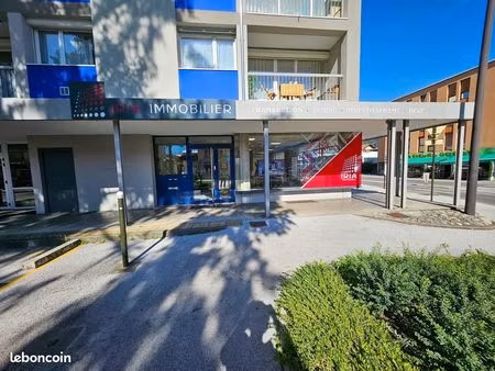 loue local commercial - la sardagne