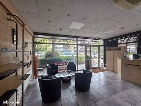 murs commerciaux 95 m² thonon-les-bains