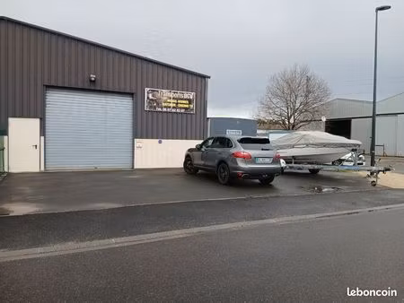 av bâtiment industriel za sylvabelle le teich