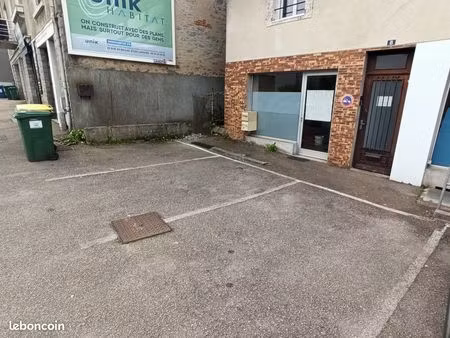 local 26 m² limoges