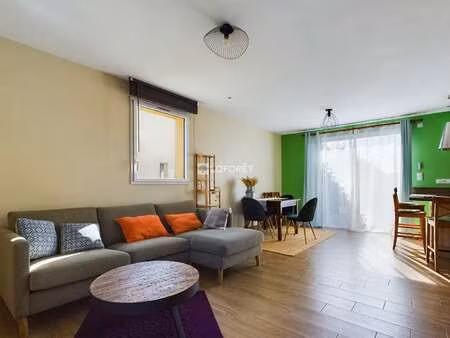 vente maison à poullan-sur-mer (29100) : à vendre / 101m² poullan-sur-mer