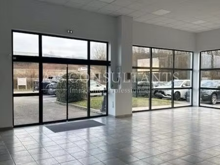 local commercial 178 m²