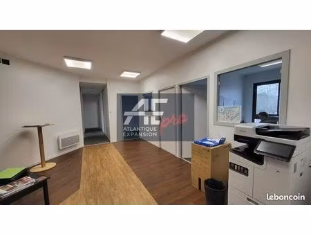bureaux 125 m²