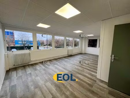 a louer - locaux d'activité et bureaux à partir de 100 m² environ