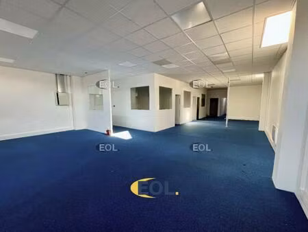 a louer cellule de stokage/activité de 2 230 m² à bobigny (93)