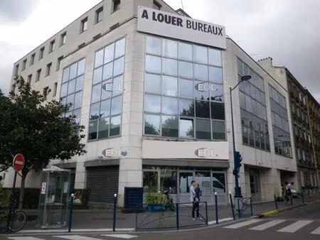a louer - bureaux de 30 à 215 m²
