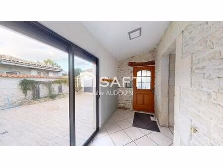 chateaubernard  une maison en pierre alliant charme  confort moderne !