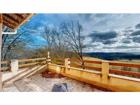 deux habitations  vue panoramique  calme absolu