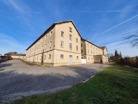 grand ensemble immobilier de 8000m2 découpable en appartements + parking