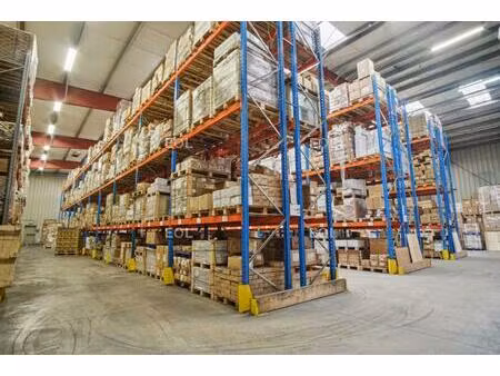 exclusivite eol - a vendre - a louer - entrepôt avec bureaux de 2 738 m²