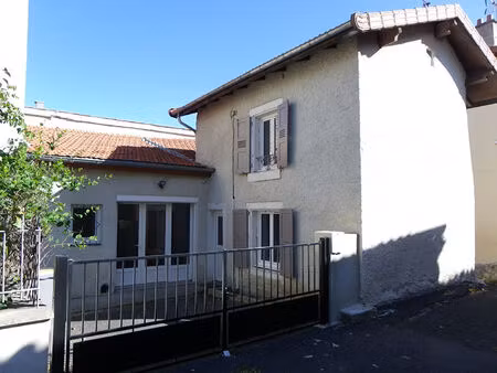 maison de ville avec cour - chadrac