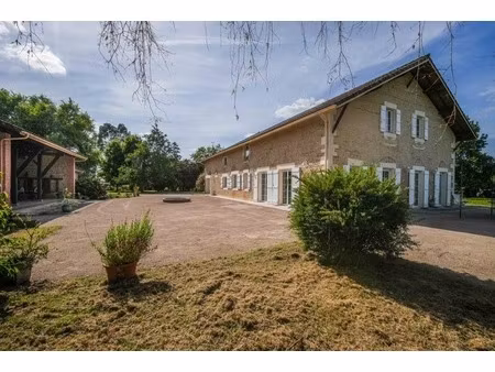 propriété de caractère et de charme proche de mont de marsan (40) - 430 m2 habitables - te