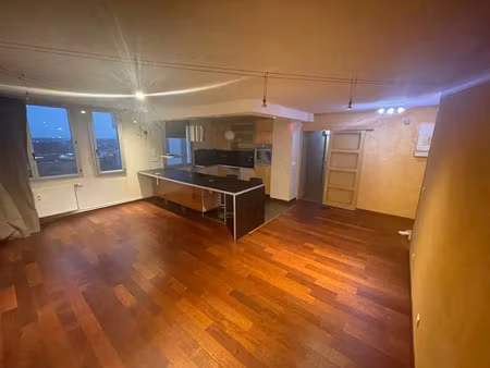 location meublée appartement 3 pièces 86 m² à la madeleine (59110)  1 130 €