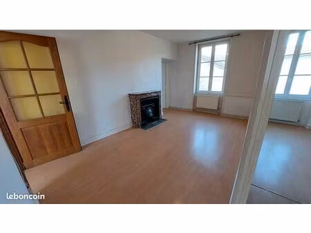 t4  75 m² au centre de ste foy l'argentière