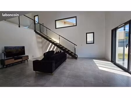 maison 5 pièces 145m2