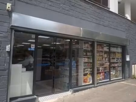 local commercial à bagnolet 136m2