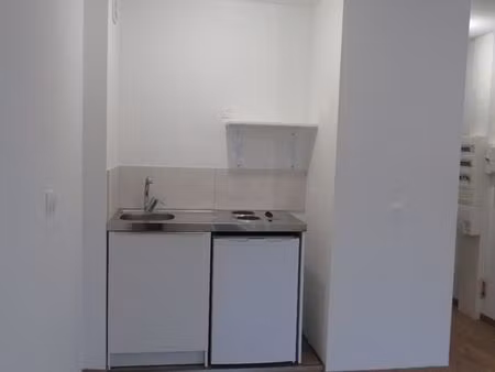 studio 1 pièce 22 m²