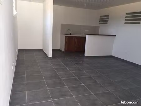 loue appartement t3 - mana bourg