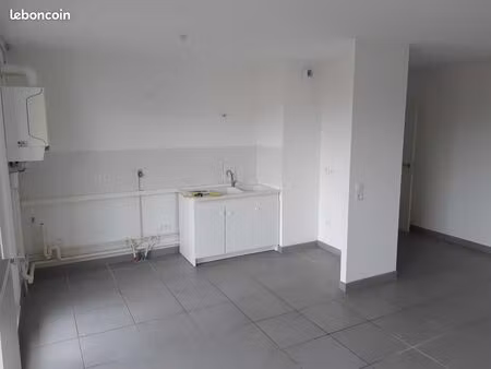appartement 3 pièces 64 m²