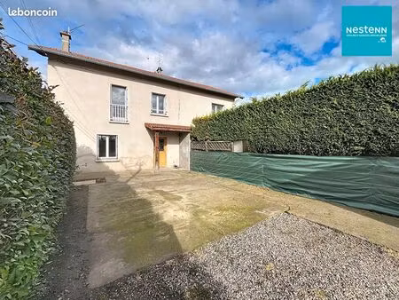 maison 4 pièces 94 m²