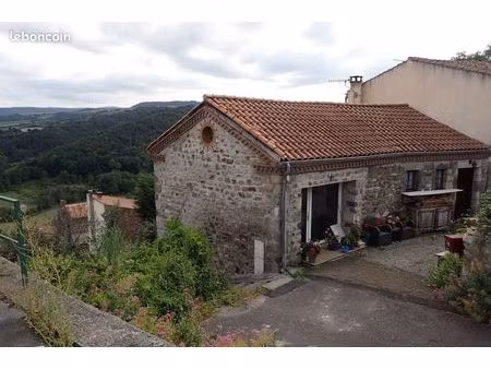 petite maison 45m2 rénové et isolée de plain pied