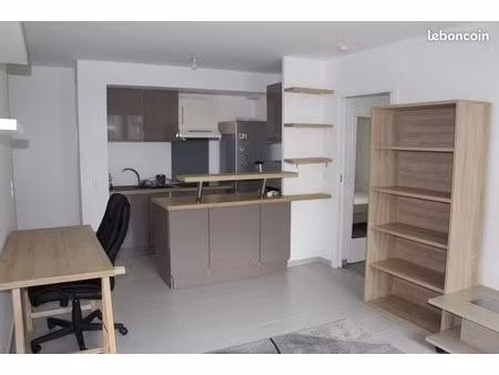 t2 meublé avec terrasse & parking – quartier camille claudel – palaiseau (91120)