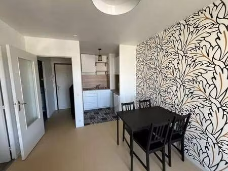 location appartement 2 pièces meublé à châteaubourg (35220) : à louer 2 pièces meublé / 30